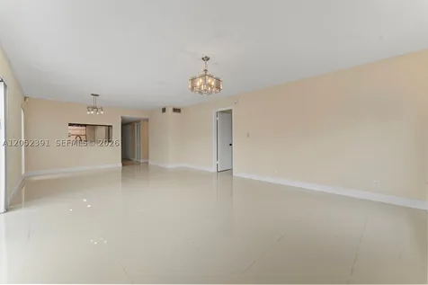 430 Commodore Drive Plantation FL 33325