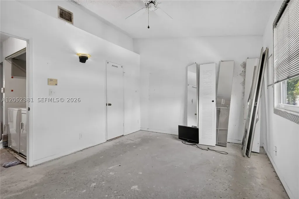 2561 NE 15th Street Pompano Beach FL 33062