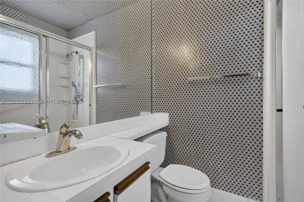 2561 NE 15th Street Pompano Beach FL 33062