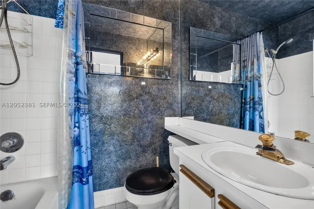 2561 NE 15th Street Pompano Beach FL 33062