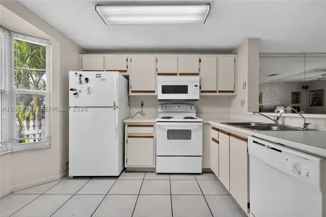2561 NE 15th Street Pompano Beach FL 33062