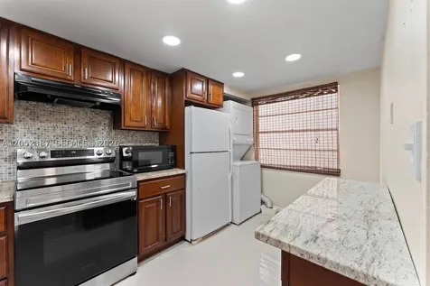 430 Commodore Drive Plantation FL 33325