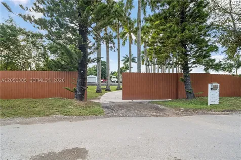 35220 SW 213th Avenue Homestead FL 33034
