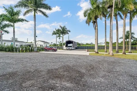 35220 SW 213th Avenue Homestead FL 33034