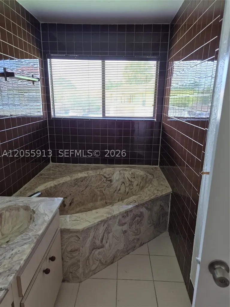 9943 W Atlantic Boulevard Coral Springs FL 33071