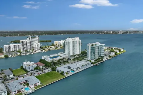 7930 East Drive North Bay Village FL 33141