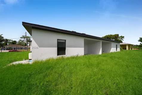 4744 27th Street SW Lehigh Acres FL 33973