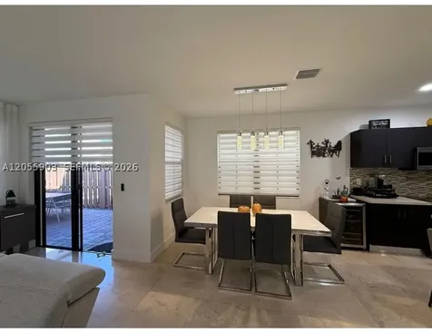 7022 NW 102nd Place Doral FL 33178