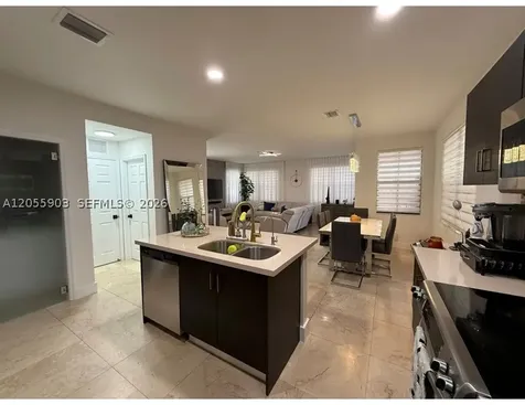 7022 NW 102nd Place Doral FL 33178