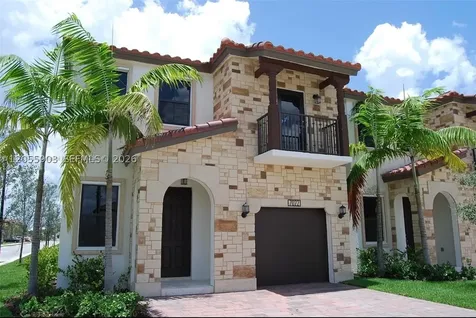 7022 NW 102nd Place Doral FL 33178