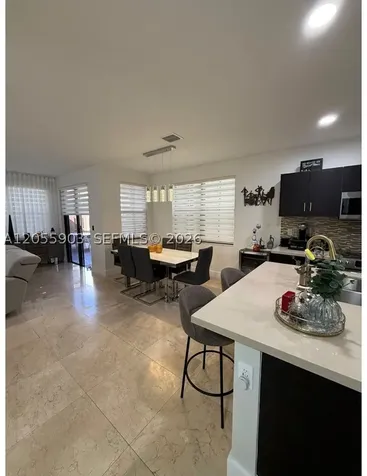 7022 NW 102nd Place Doral FL 33178