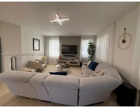 7022 NW 102nd Place Doral FL 33178