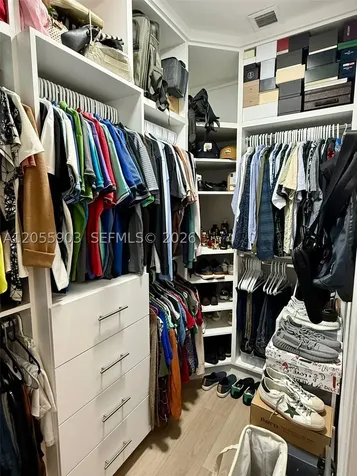 7022 NW 102nd Place Doral FL 33178
