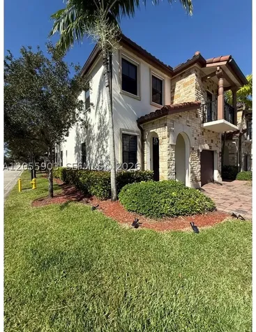 7022 NW 102nd Place Doral FL 33178