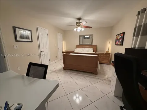 6932 Crown Gate Drive Miami Lakes FL 33014