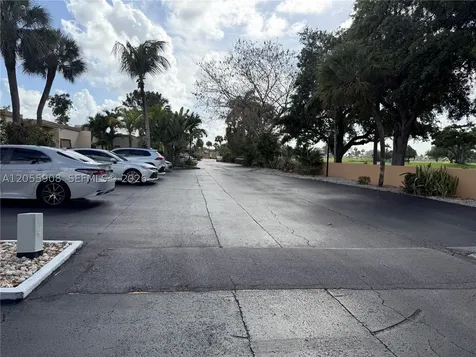 6932 Crown Gate Drive Miami Lakes FL 33014