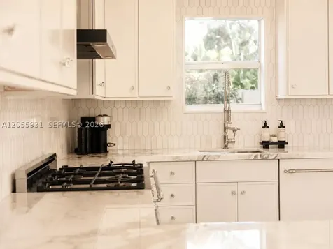 3190 Sheridan Avenue Miami Beach FL 33140