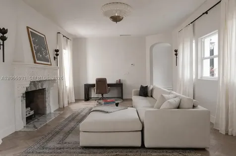 3190 Sheridan Avenue Miami Beach FL 33140