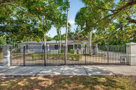 8220 SW 152nd Street Palmetto Bay FL 33157