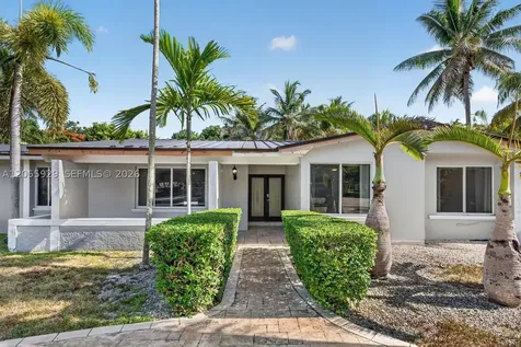 8220 SW 152nd Street Palmetto Bay FL 33157