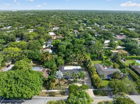 8220 SW 152nd Street Palmetto Bay FL 33157