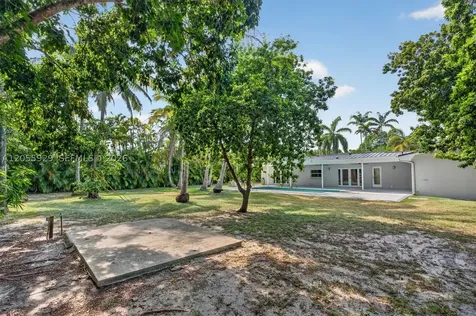 8220 SW 152nd Street Palmetto Bay FL 33157