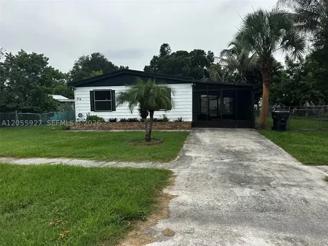 614 Bowden Road Clewiston FL 33440