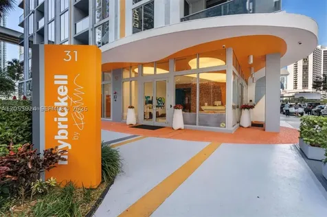 31 SE 6th Street Miami FL 33131