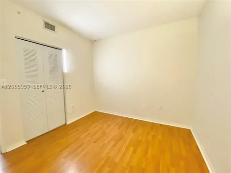 5099 NW 7th Street Miami FL 33126