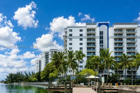 5099 NW 7th Street Miami FL 33126