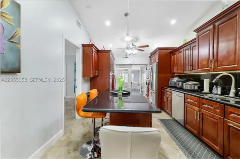 11425 NW 88th Court Hialeah Gardens FL 33018