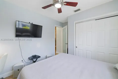 11425 NW 88th Court Hialeah Gardens FL 33018