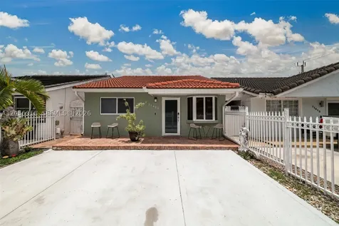 11425 NW 88th Court Hialeah Gardens FL 33018