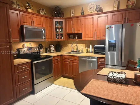 16836 SW 1st Place Pembroke Pines FL 33027