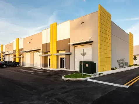 10891 NW 17th Street Sweetwater FL 33172