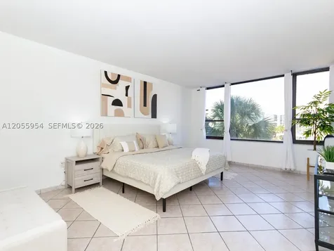 3505 S Ocean Drive Hollywood FL 33019
