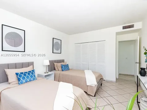3505 S Ocean Drive Hollywood FL 33019