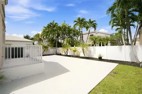 1457 NW 159th Lane Pembroke Pines FL 33028