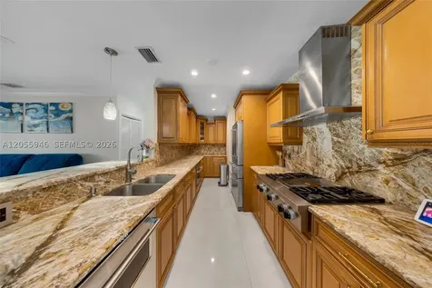5862 W 2nd Court Hialeah FL 33012