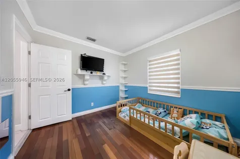 5862 W 2nd Court Hialeah FL 33012