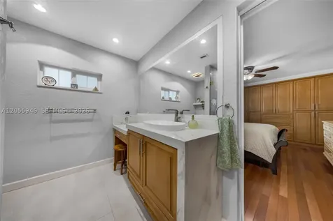 5862 W 2nd Court Hialeah FL 33012