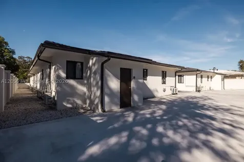 8931 NE 2nd Avenue El Portal FL 33138
