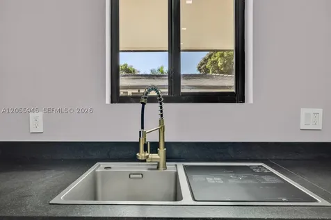 8931 NE 2nd Avenue El Portal FL 33138