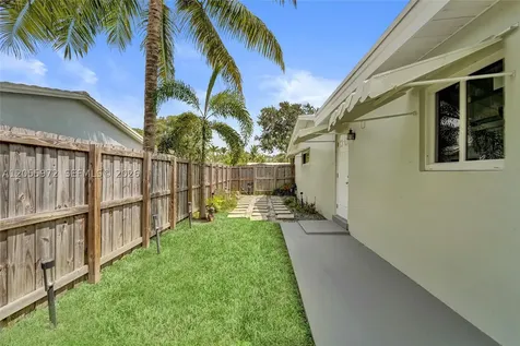 4508 Van Buren Street Hollywood FL 33021