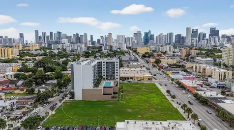 1110 NW 1st Street Miami FL 33128