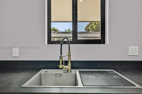 8931 NE 2nd Avenue El Portal FL 33138