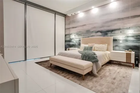 88 SW 7th Street Miami FL 33130