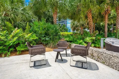 88 SW 7th Street Miami FL 33130