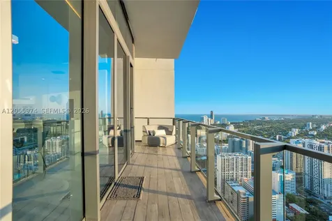 88 SW 7th Street Miami FL 33130