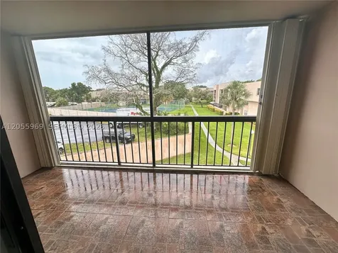 10425 SW 112th Avenue Miami FL 33176